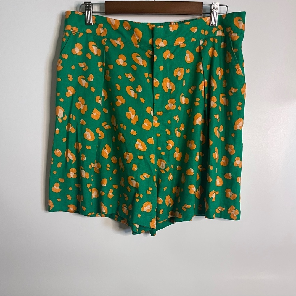 Tabitha Brown for Target short and shirt 2 piece set - Picture 4 of 8